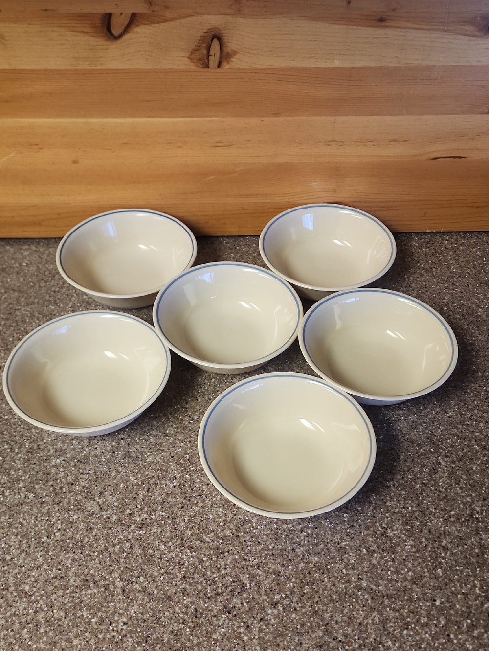 Lot of 6 Corelle, Cream Bowls with Blue Rim, Country Violets. Made In USA ☆☆☆ - Picture 9 of 9